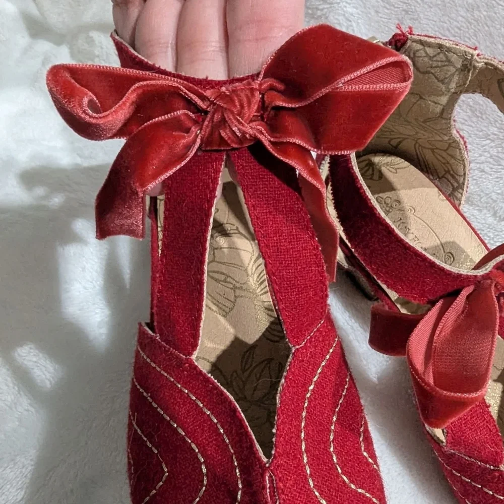 Joyfolie Girls Elegant Red shoes